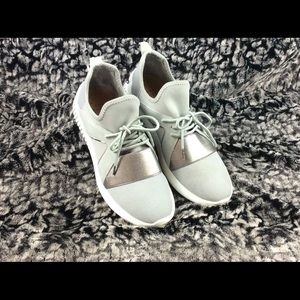 A new day day sneaker